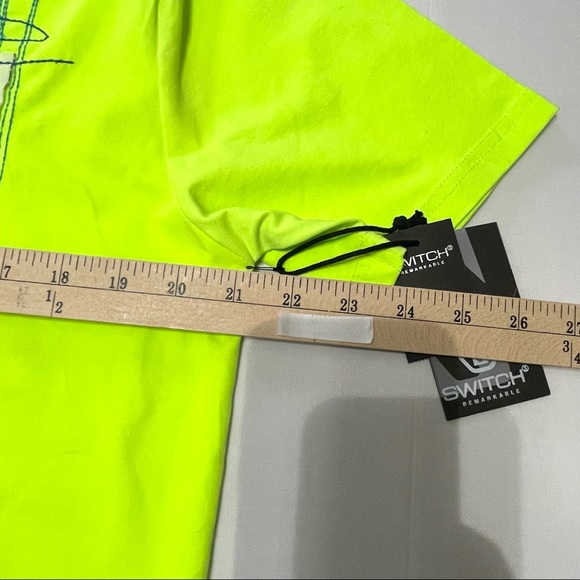 Switch Remarkable Men’s Graphic T-Shirt Short Sleeve L NWT Limited Edition - Picture 14 of 16
